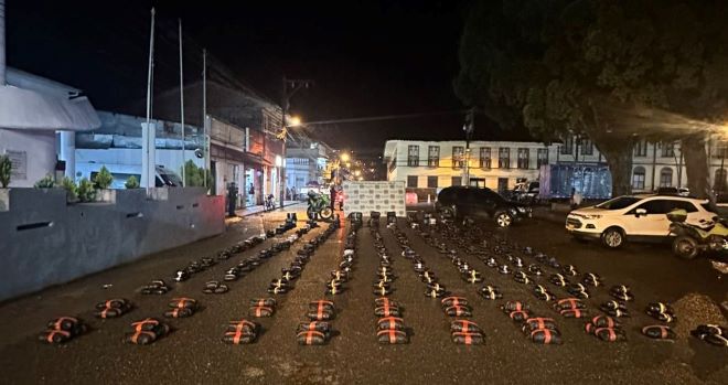426 kilos de estupefacientes incautos por la policía nacional 