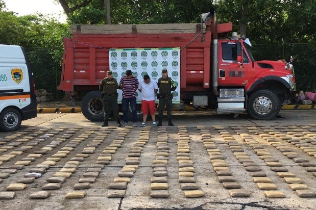 Lo-capturamos-con-200-kilos-de-marihuana-dentro-de-una-volqueta-en-el-Cesar