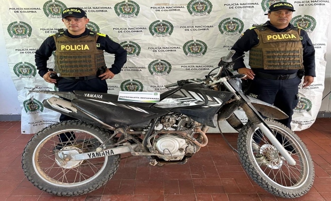 Dos policías y dos motocicletas incautadas 
