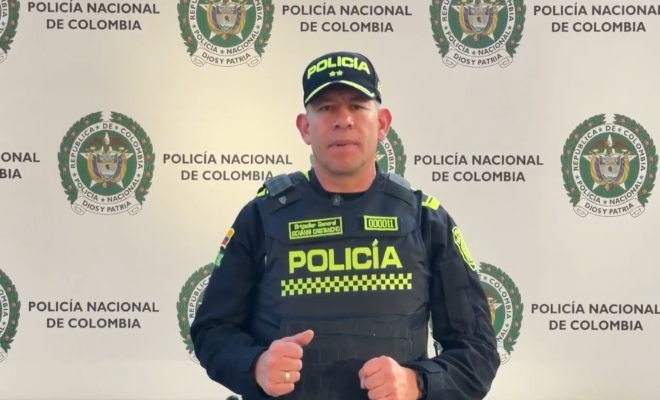 Se muestra al brigadier general Giovanni Cristancho Zambrano quien da a conocer el resultado de los operativos