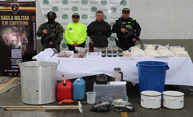 Operaci&oacute;n Everest desmantela mega laboratorio de coca&iacute;na que camuflaba droga en alimentos rumbo a Europa