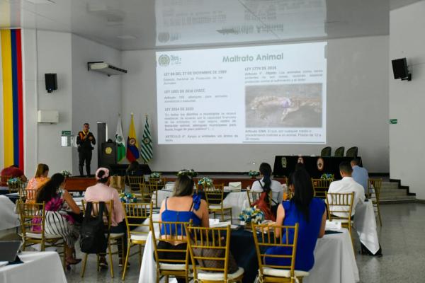 Participación activa de los Secretarios de las administraciones municipales del departamento