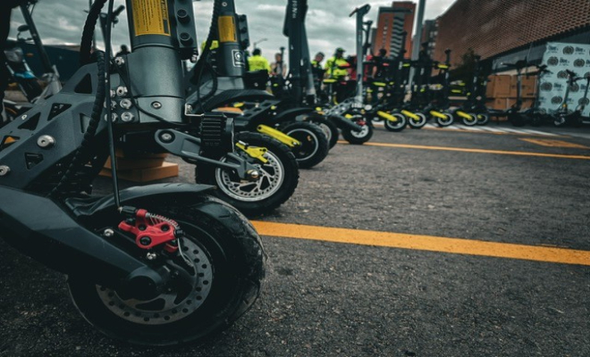 Se realizó la entrega de patinetas eléctricas a sus propietarios 