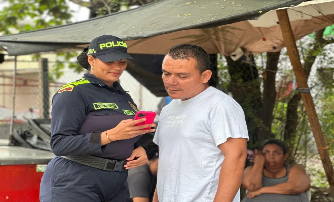 patrullera y civil