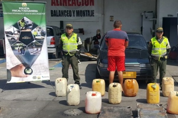 foto-Policía-Nacional-captura-a-un-hombre-por-el-delito-de-favorecimiento-al-contrabando 
