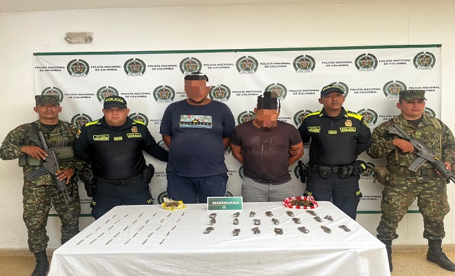 Policia y capturado