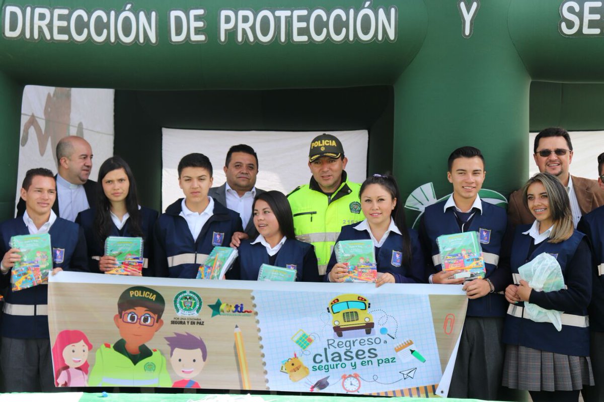 policia-invita-regreso-a-clases