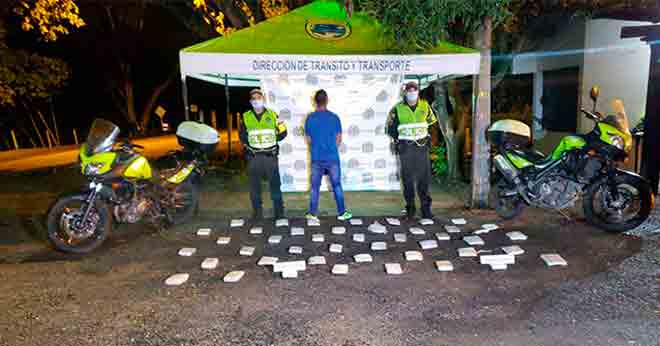 policia-magdalena-medio-capturado-marihuana