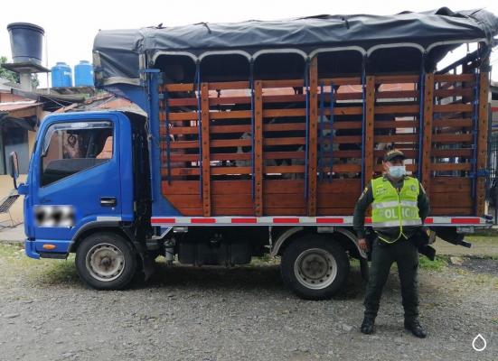 Policía-Nacional-y-gremio-de-ganaderos-trabajan-de-la-mano-para-evitar-el-abigeato-1