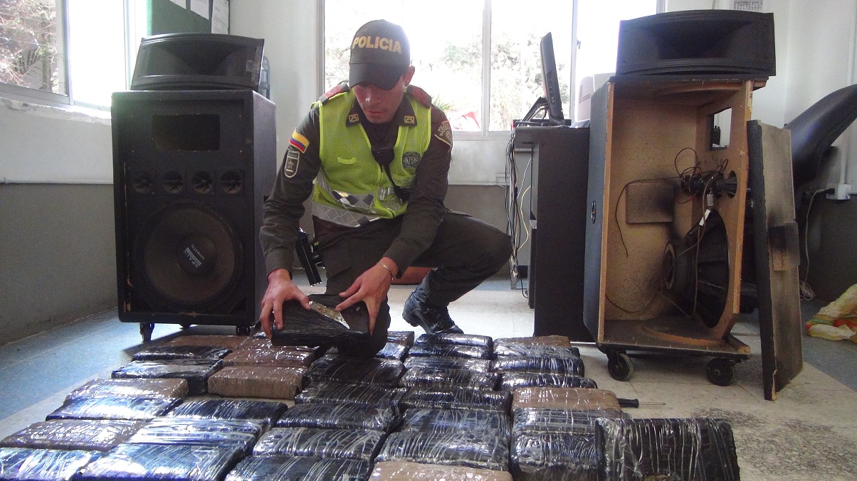39 paquetes de marihuana con un peso de 41 kilogramos aproximadamente.