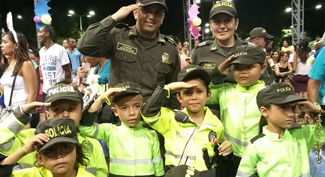 “Con los ojos-en sus hijos”-la Policía Nacional-adelanta-labores preventivas-para garantizar-un-‘Halloween Seguro’