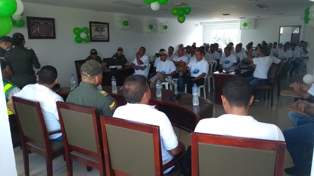 encuentro de frentes de seguridad-tenerife-red de participación cívica-magdalena-prevención-participación ciudadana-plan de choque-el que la hace la paga