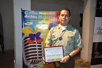 reconocimiento-noche-mejores-cr-john-rodriguez-andrade-comandante-departamento-policia-madgalena-demag