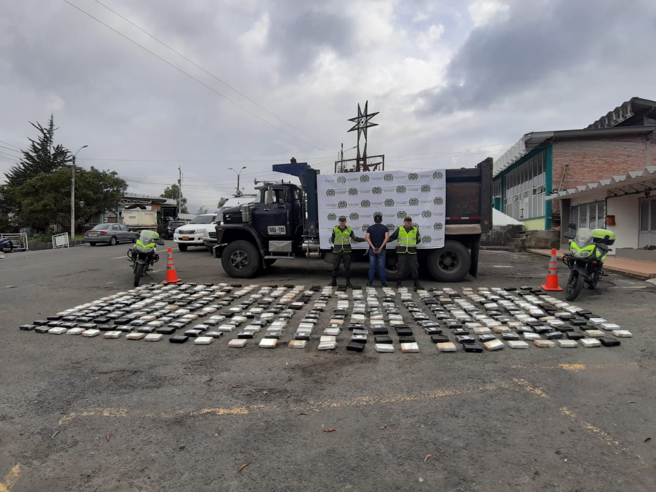 Seguimos-Fortaleciendo-Acciones-Contra-El-Microtráfico.