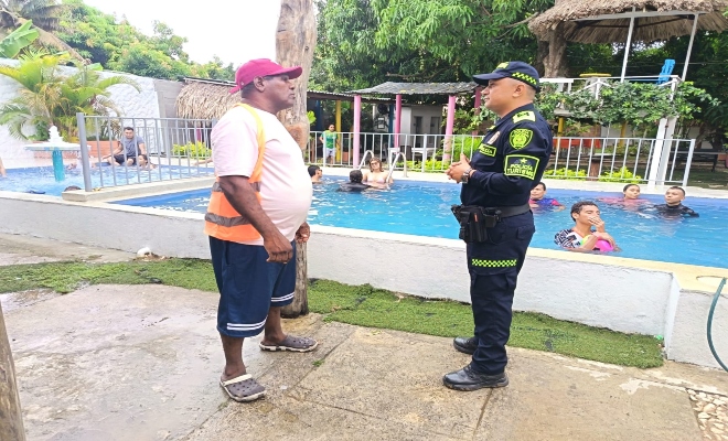 La Policía refuerza controles en centros recreativos y turísticos de Montería para prevenir riesgos en piscinas