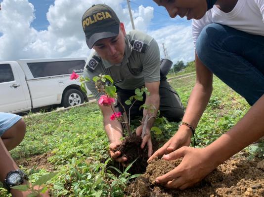Policía en comunidad