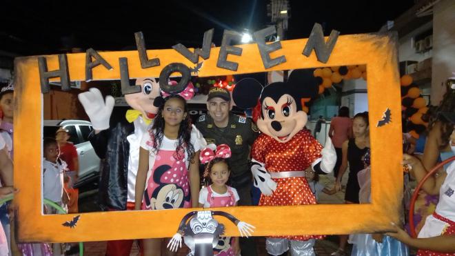 Policía en comunidad