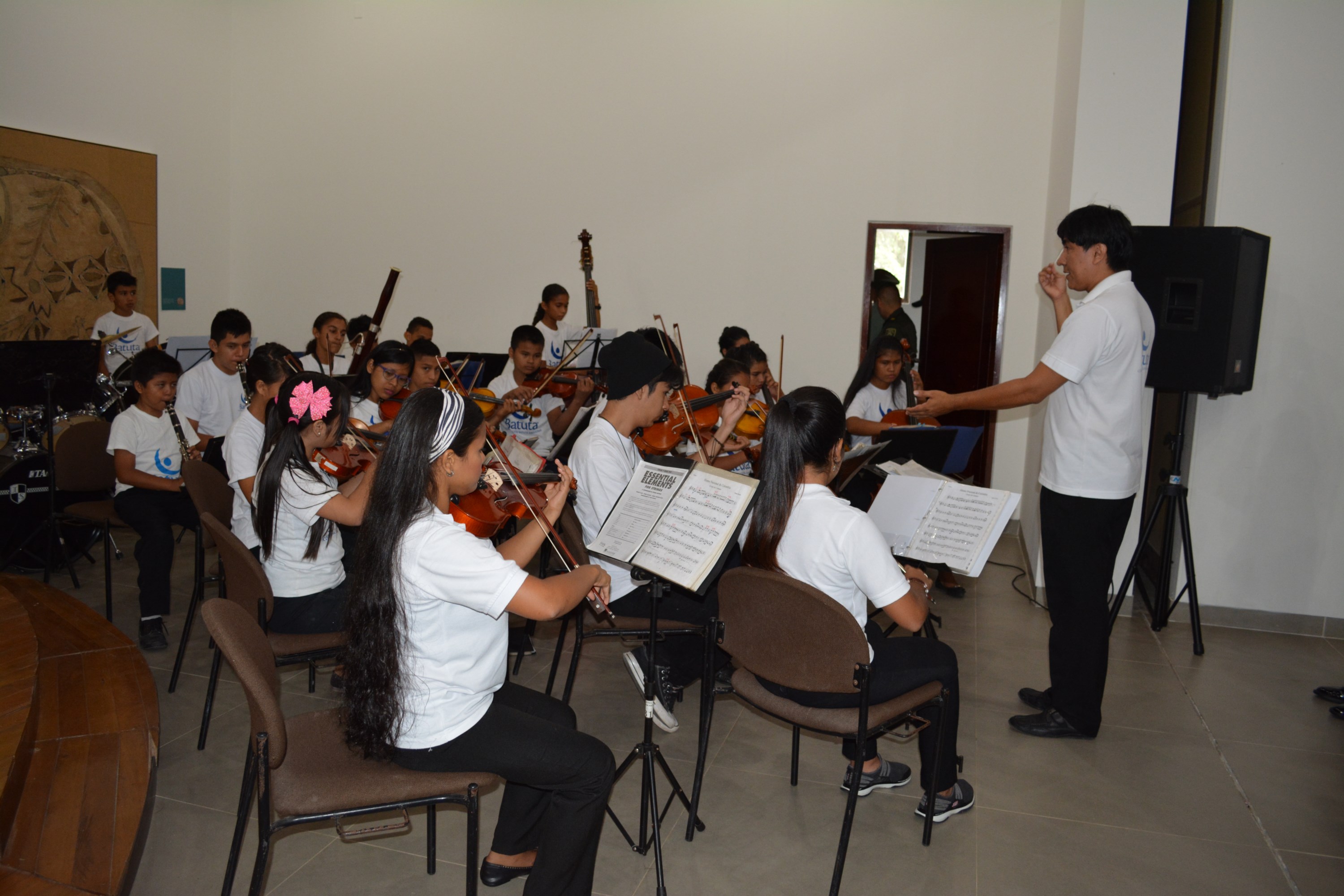 El homenaje de los pequeños marcó la pauta en la ceremonia del aniversario institucional  