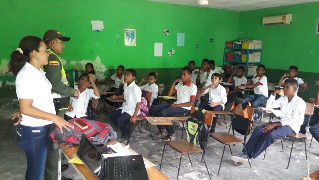 socializacion-cnpc-codigo de policia y convivencia-estudiantes-algorrobo-magdalena
