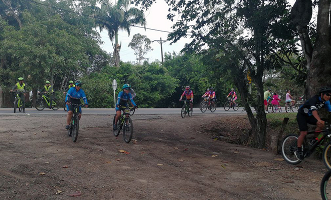 Con-una-travesía ciclística-la Policía Nacional-promueve-una-sana convivencia-en-el Meta