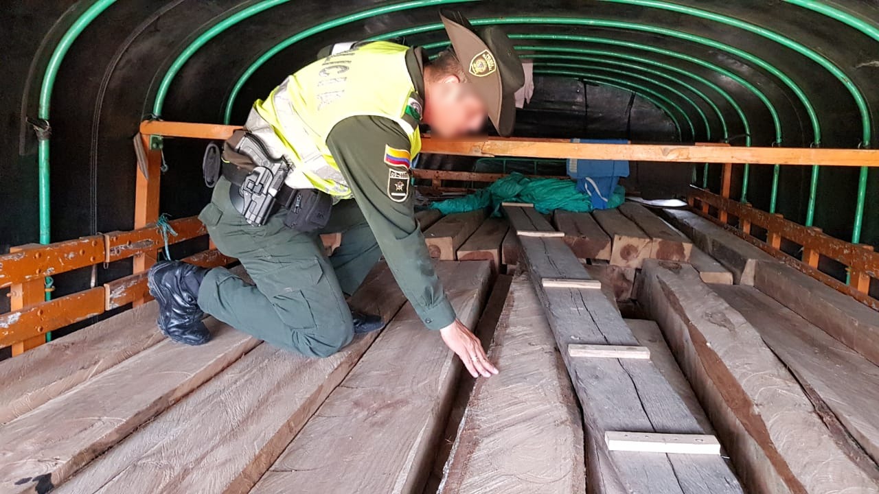 veinticuatro-metros-cúbicos-de-madera-fueron-incautados-en-el-municipio-de-el-zulia