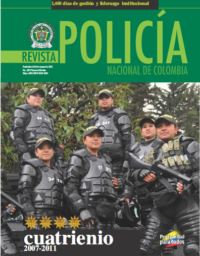 Portada de la Revista de la Polic&iacute;a